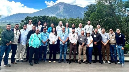 Áreas protegidas marino-costeras del SAM comparten experiencias y tecnologías innovadoras para mejorar el control y la vigilancia
